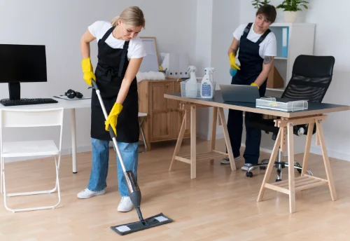 Nettoyage de bureau professionnel à Courcôme